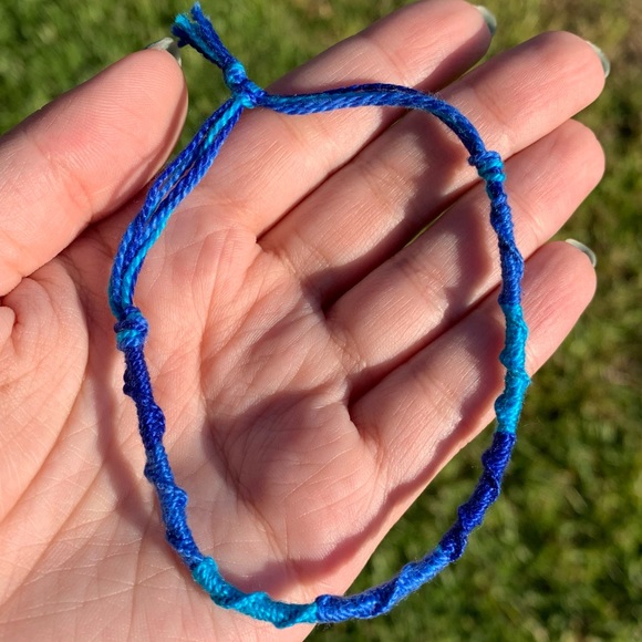 3 Woven Friendship Bracelets (Blue) - Picture 6 of 8